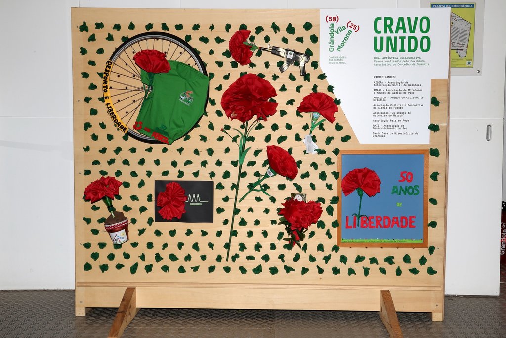CRAVO UNIDO - Uma Homenagem Artística do Movimento Associativo de Grândola