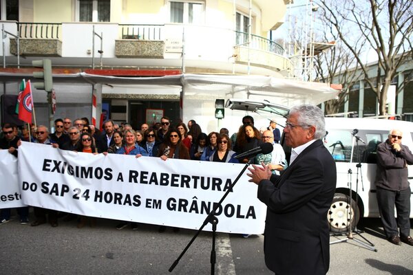 protesto_utentes_ministerio_da_saude2