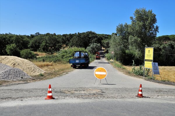 estrada_de_vale_figueira_cai_logo___obras1