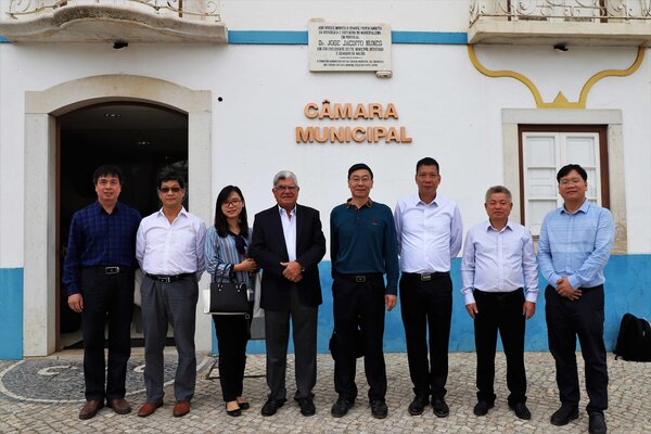 visita_da_delega__o_chinesa_a_gr_ndola23