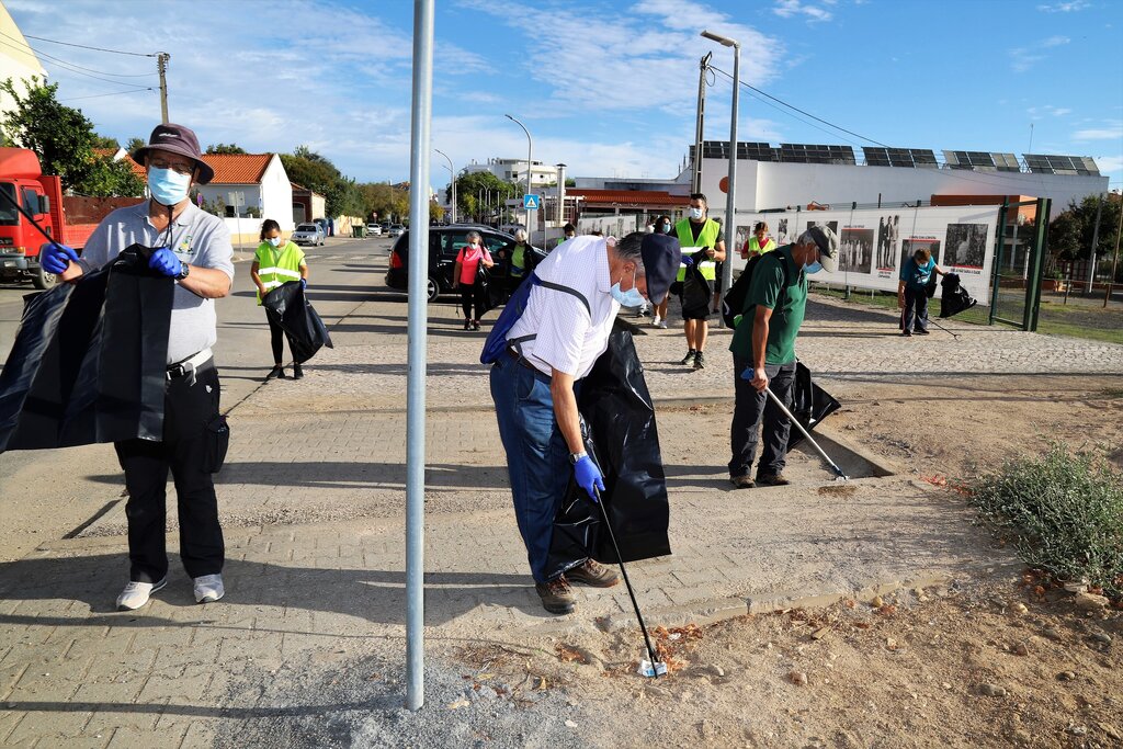 Caminhada praticando Plogging15