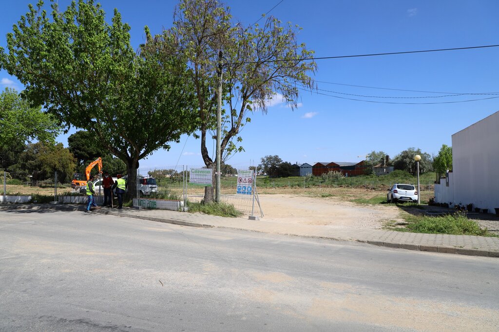 parque_desportivo_municipal__parque_de_estacionamento___obras