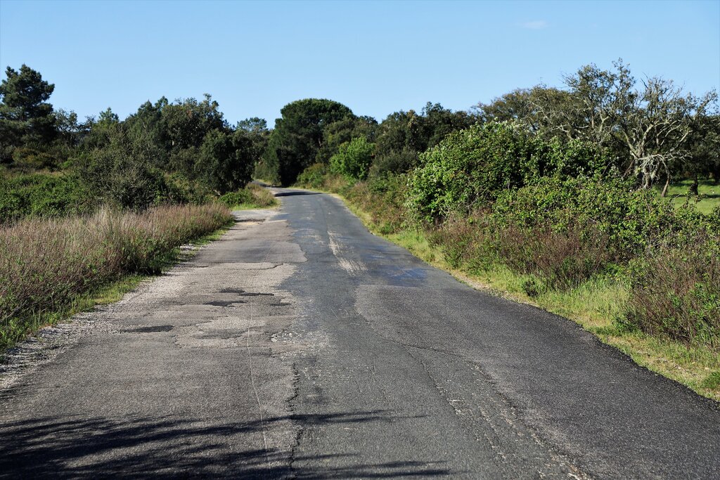 Obra de beneficiação da Estrada das Sobreiras Altas arranca em janeiro