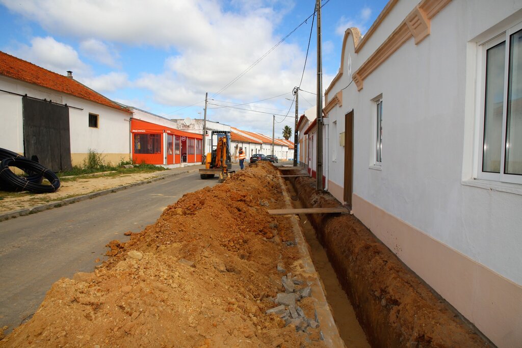 Já começou a obra de substituição da nova rede de distribuição de água da Aldeia do Futuro