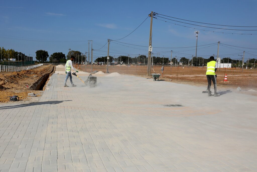 Município continua a proceder a trabalhos de melhoramento no Parque de Feiras e Exposições