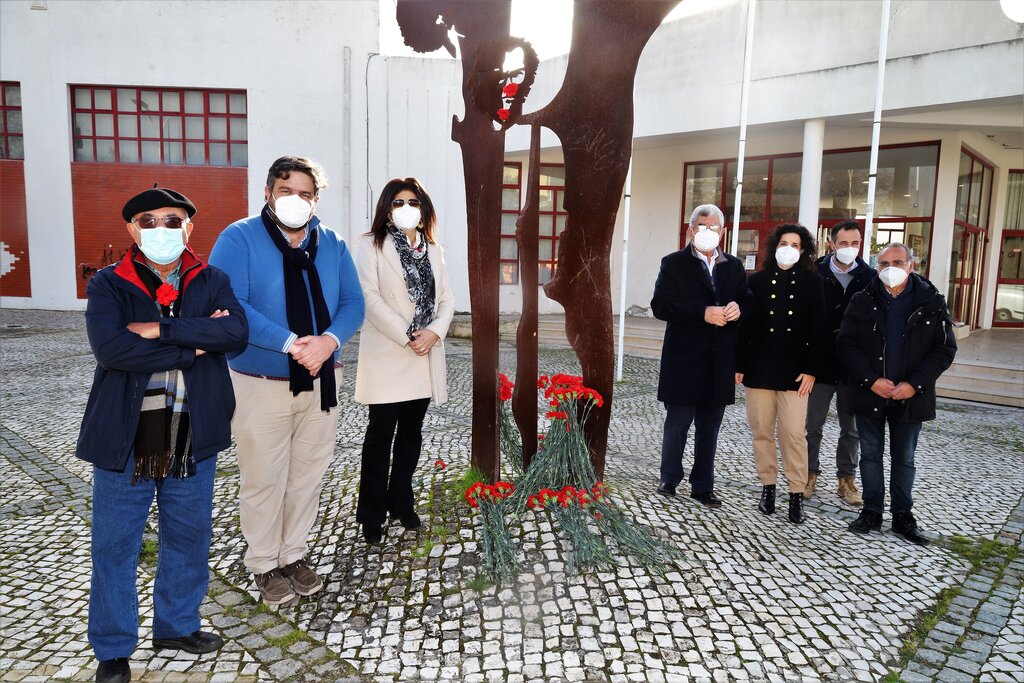 Executivo Municipal presta Homenagem a Zeca Afonso