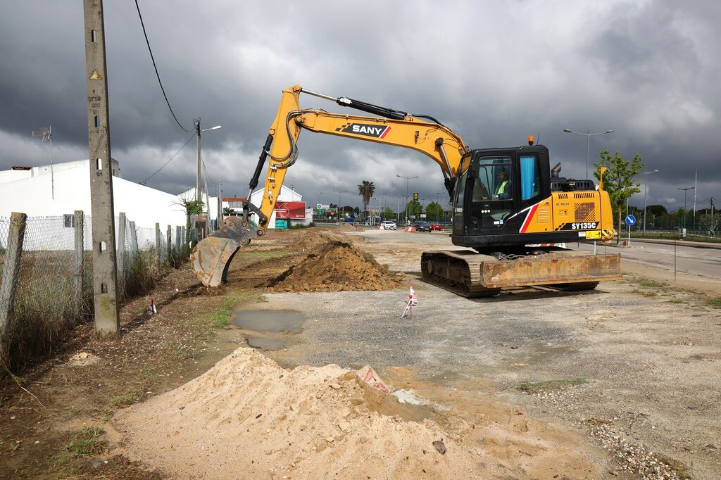 1.ª Fase da requalificação urbana da zona norte da Vila vai criar mais de 100 lugares de estacion...