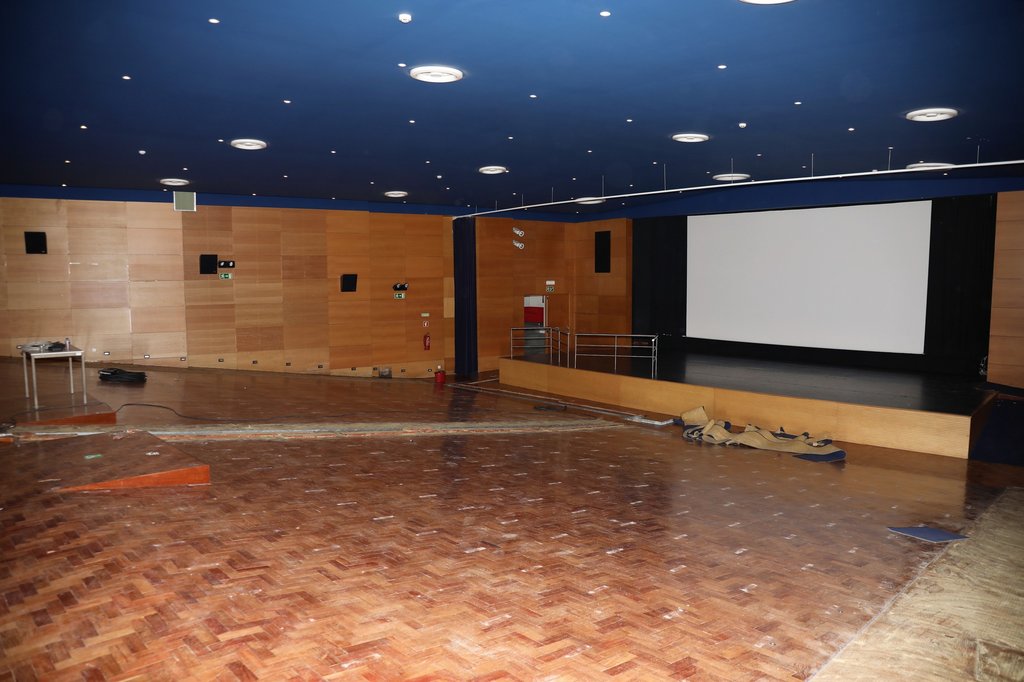 Auditório Municipal Cine Granadeiro vai ter nova plateia