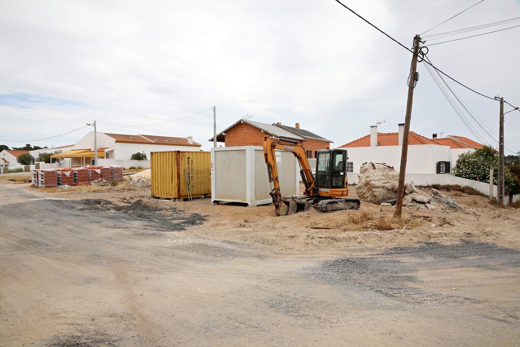Câmara avança com a obra de conclusão de infraestruturas no Loteamento L1 no Carvalhal
