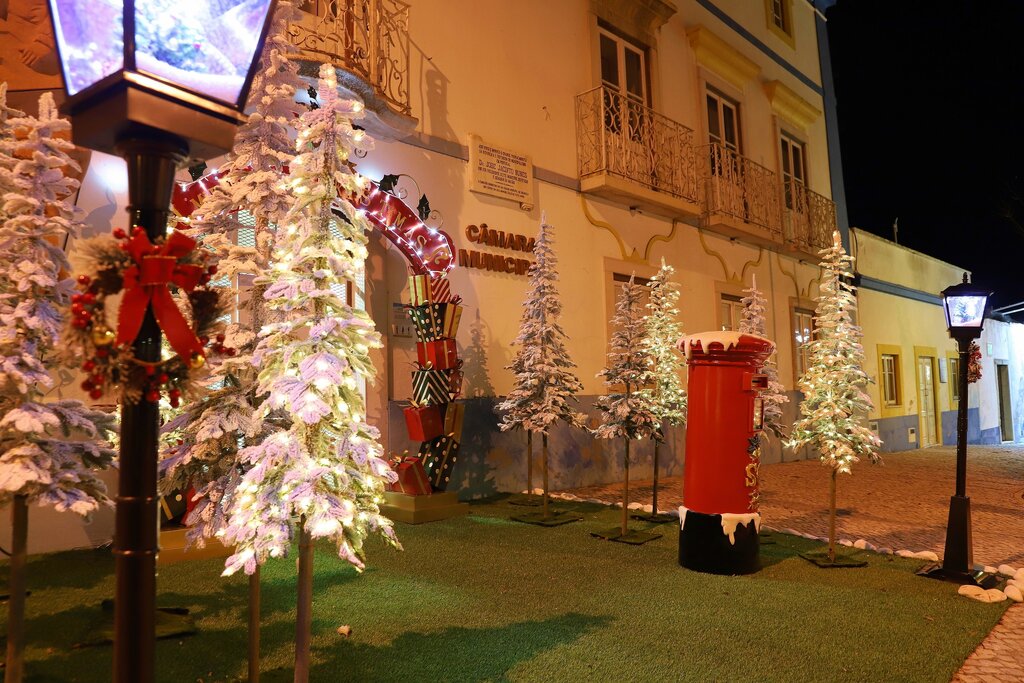 Crianças do concelho depositaram mais de uma centena de cartas nos marcos de correio do Natal