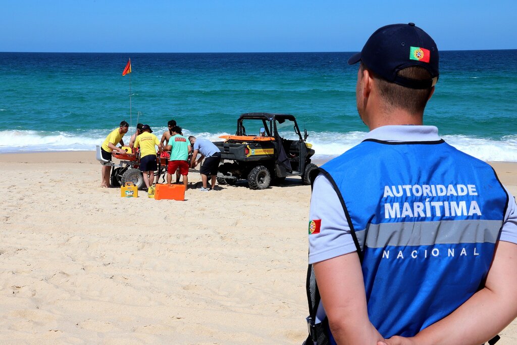 Praia da Aberta Nova recebeu exercício de Salvamento Marítimo