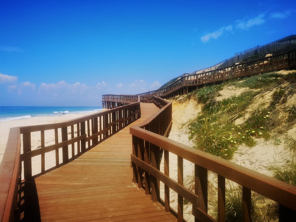 Governo aceita propostas da Câmara de Grândola para reforçar o acesso público às praias do concelho