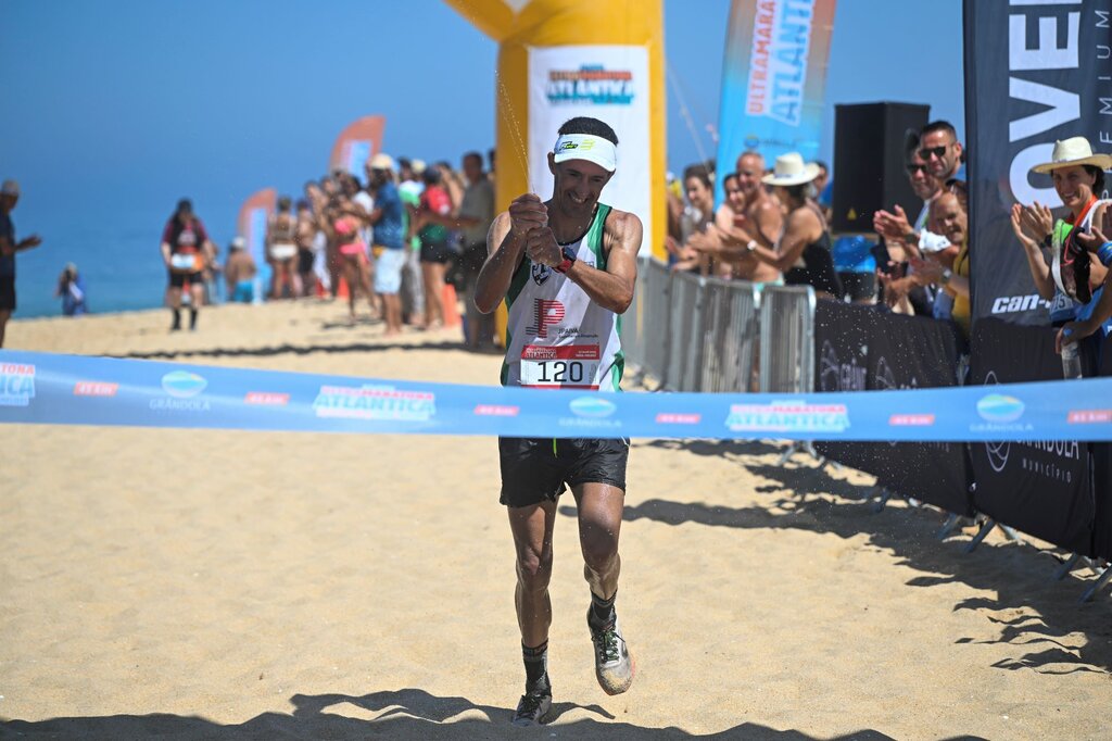 Rui Teixeira e Patrícia Serafim vencem 20.ª edição da Ultra Maratona Atlântica Tróia-Melides