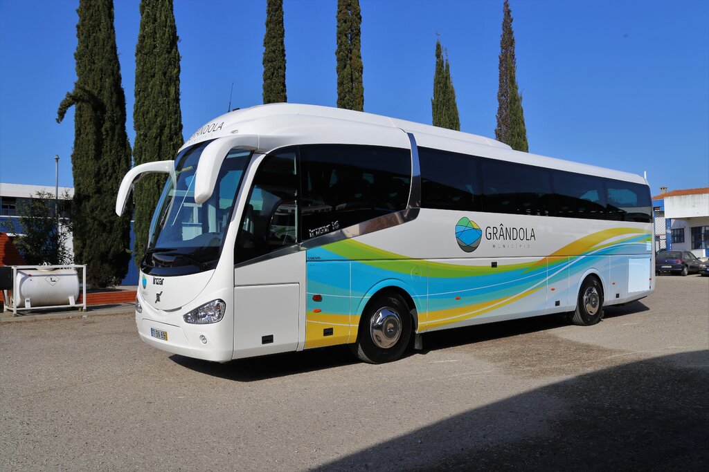 Câmara Municipal com novo autocarro ao serviço da População