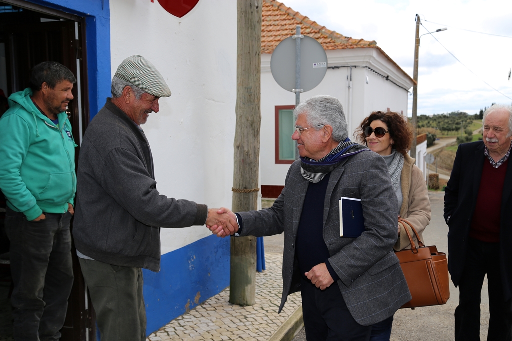 Executivo Municipal visita Azinheira dos Barros dia 7 de abril