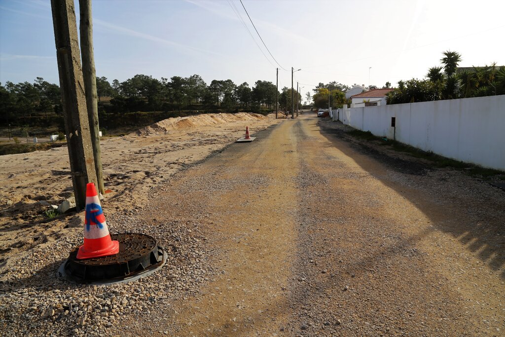 Está concluída a construção de infraestruturas no loteamento L1 – Carvalhal