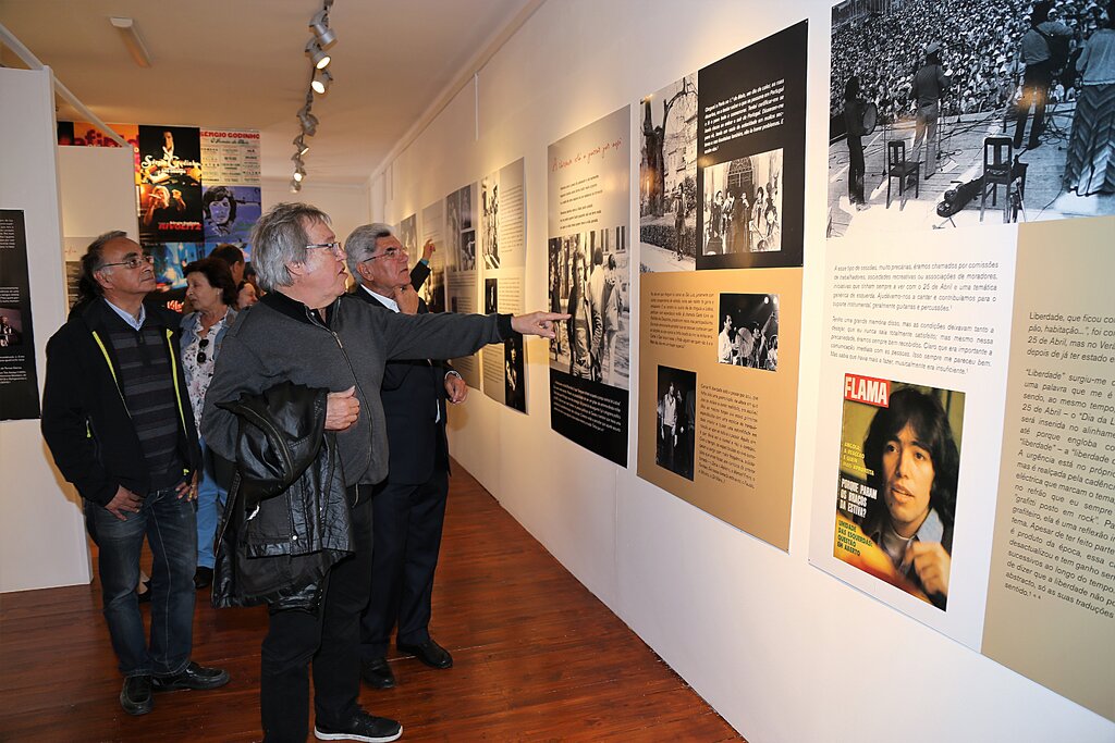 Grândola inaugurou exposição SÉRGIO GODINHO - ESCRITOR DE CANÇÕES