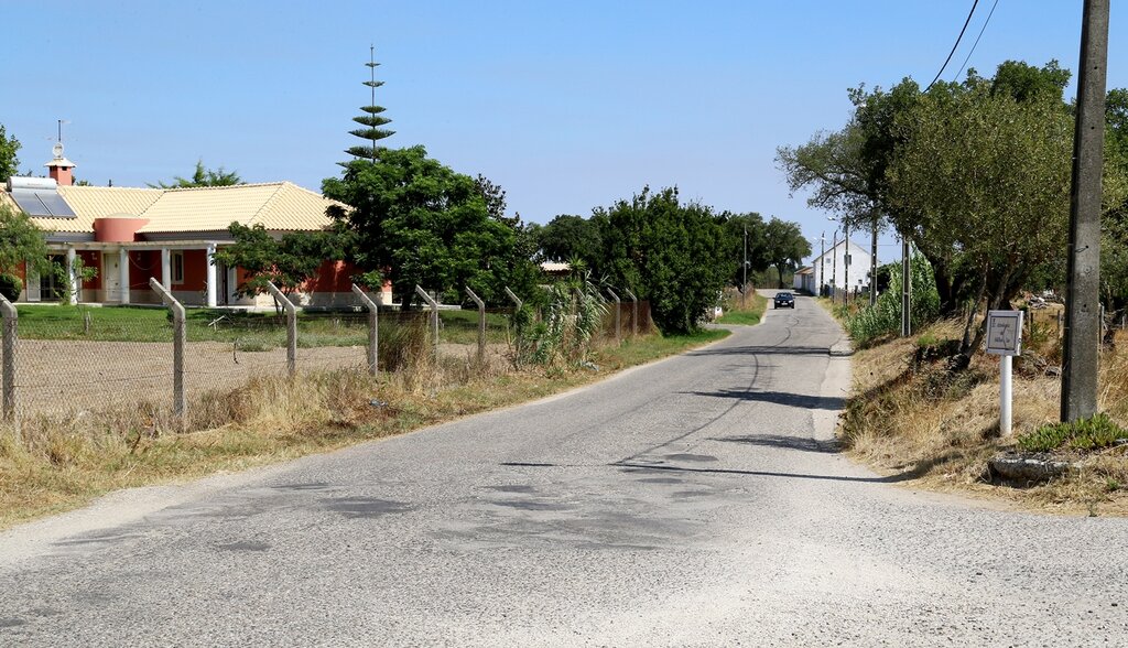 Rede de esgotos vai chegar à Azinhaga das Milharadas e à Rua Camilo Castelo Branco