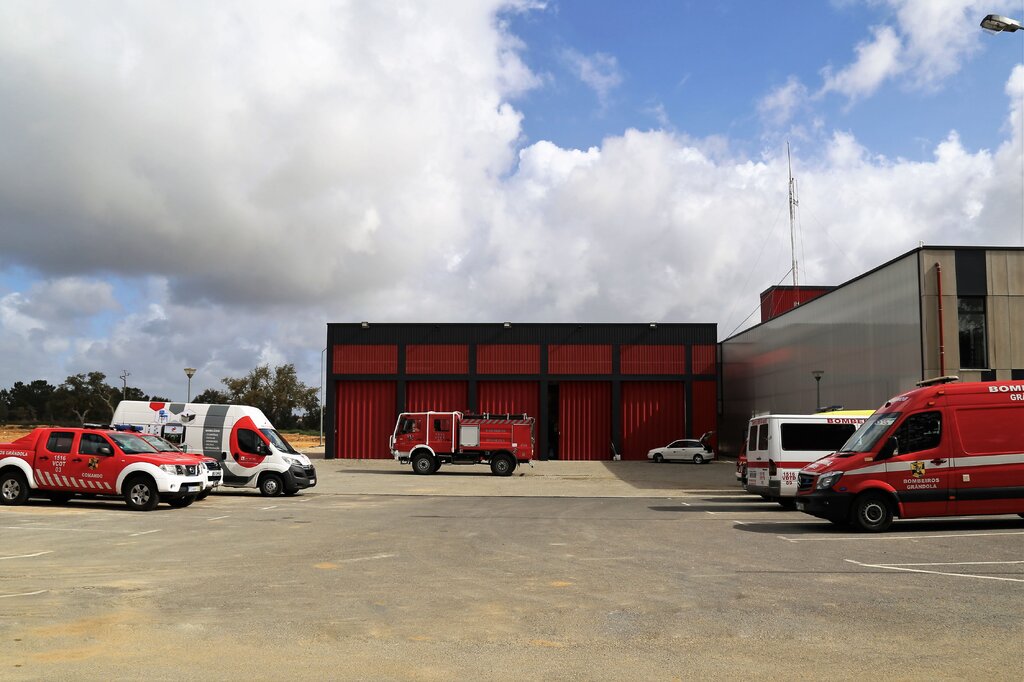 Secretário de Estado da Proteção Civil inaugura Quartel dos Bombeiros Mistos de Grândola