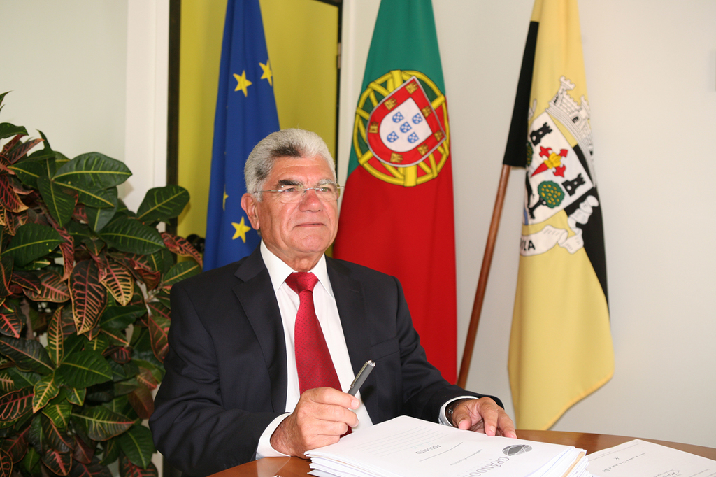Presidente da Câmara Municipal de Grândola recebido na Assembleia da República para audição acerc...