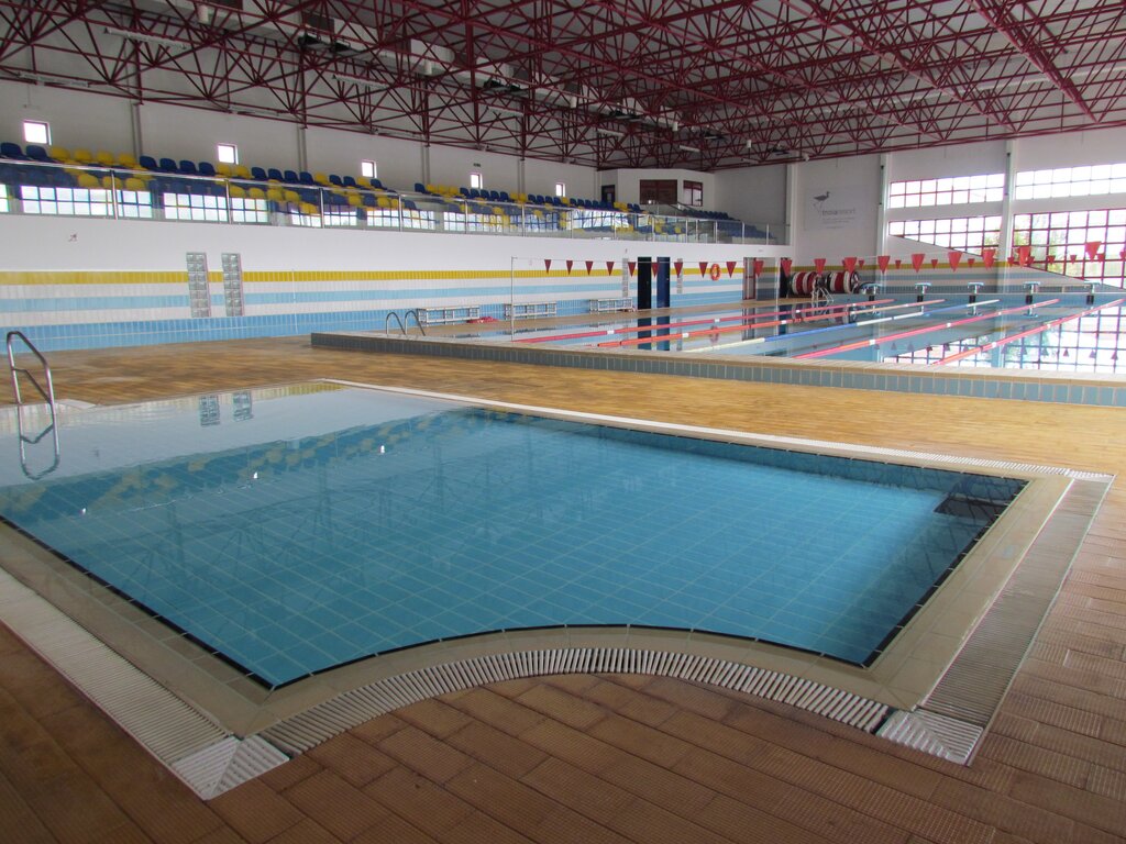 Informação aos utentes da piscina municipal -  As Piscinas Municipais encerram de 20 a 26 de maio