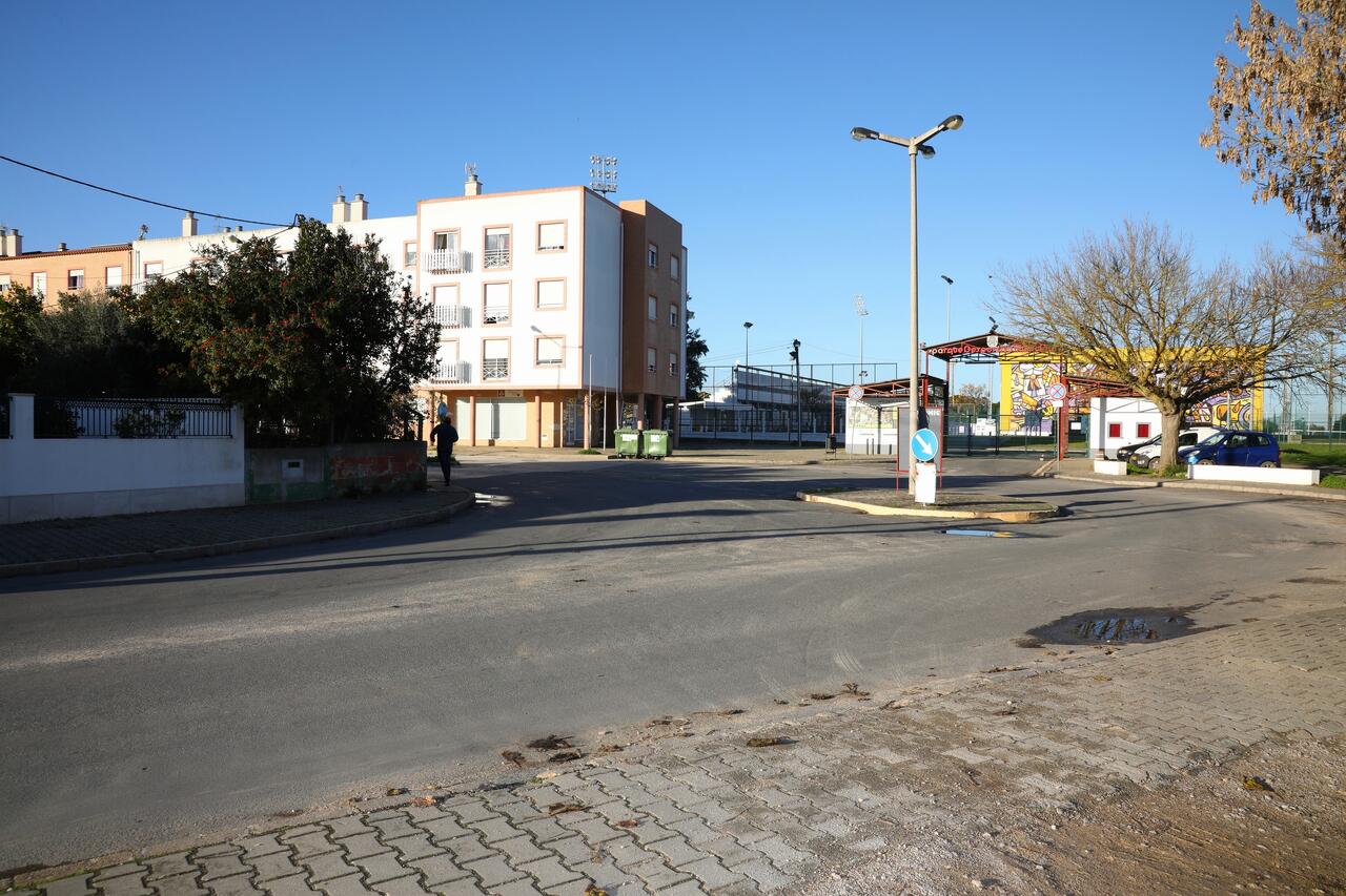 Requalificação dos espaços exteriores da zona envolvente ao Bairro da Esperança, Parque de Feiras...