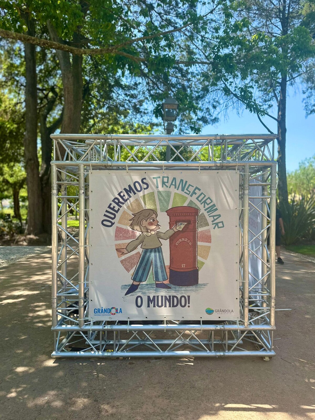 Exposi&ccedil;&atilde;o Queremos Transformar o Mundo